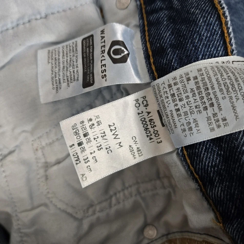 Levi's Jeans Womens 22W 501 90s Straight Denim Button Fly Classic Premium Blue
